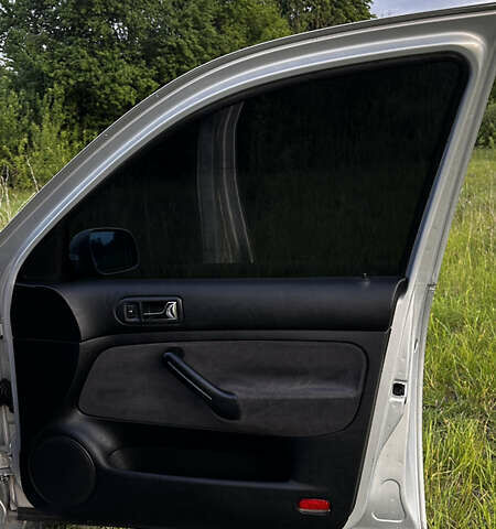 Серый Фольксваген Гольф, объемом двигателя 1.6 л и пробегом 261 тыс. км за 4100 $, фото 13 на Automoto.ua