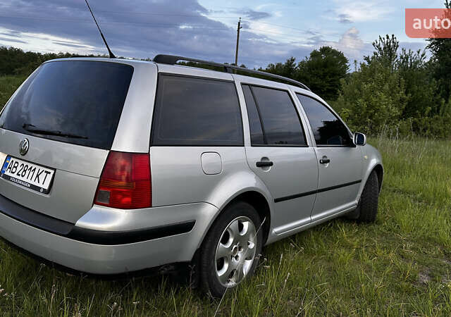 Серый Фольксваген Гольф, объемом двигателя 1.6 л и пробегом 261 тыс. км за 4100 $, фото 7 на Automoto.ua