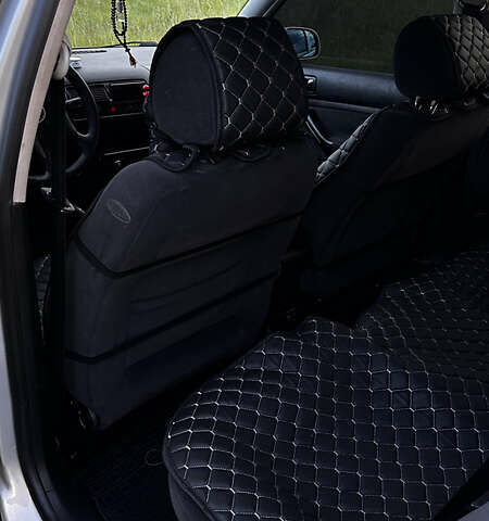 Серый Фольксваген Гольф, объемом двигателя 1.6 л и пробегом 261 тыс. км за 4100 $, фото 22 на Automoto.ua