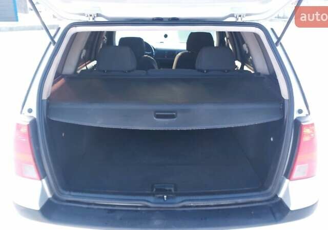 Сірий Фольксваген Гольф, об'ємом двигуна 1.9 л та пробігом 300 тис. км за 3995 $, фото 16 на Automoto.ua