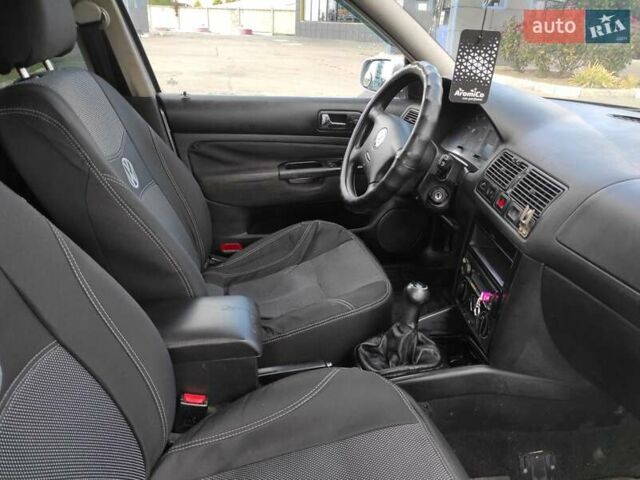 Серый Фольксваген Гольф, объемом двигателя 1.9 л и пробегом 503 тыс. км за 3750 $, фото 8 на Automoto.ua