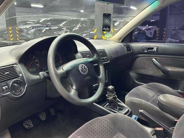 Фольксваген Гольф 1999 в Черновцах на Automoto.ua Серый Фольксваген Гольф, объемом двигателя 1.6 л и пробегом 363 тыс. км за 4000 $, фото 7 на Automoto.ua