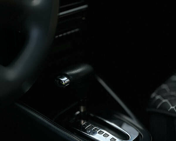 Серый Фольксваген Гольф, объемом двигателя 1.6 л и пробегом 261 тыс. км за 4100 $, фото 24 на Automoto.ua