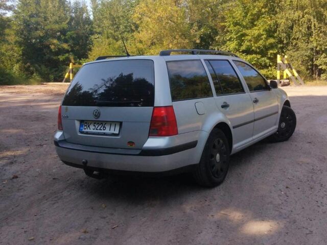 Сірий Фольксваген Гольф, об'ємом двигуна 1.6 л та пробігом 220 тис. км за 3600 $, фото 3 на Automoto.ua