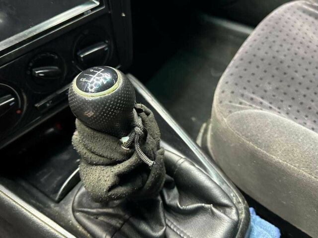 Фольксваген Гольф 1999 в Черновцах на Automoto.ua Серый Фольксваген Гольф, объемом двигателя 1.6 л и пробегом 363 тыс. км за 4000 $, фото 12 на Automoto.ua