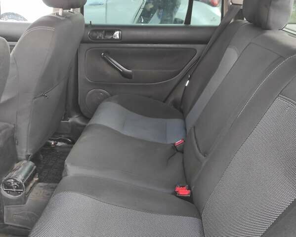 Серый Фольксваген Гольф, объемом двигателя 1.9 л и пробегом 503 тыс. км за 3750 $, фото 10 на Automoto.ua