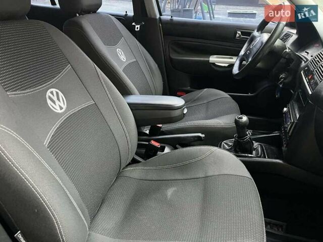 Сірий Фольксваген Гольф, об'ємом двигуна 1.6 л та пробігом 309 тис. км за 3450 $, фото 24 на Automoto.ua