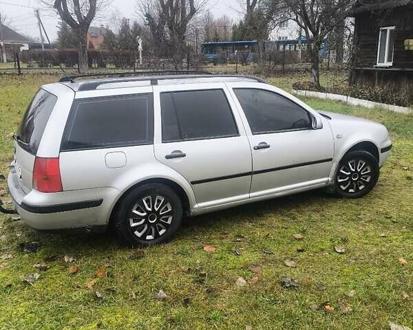 Серый Фольксваген Гольф, объемом двигателя 1.6 л и пробегом 259 тыс. км за 2800 $, фото 2 на Automoto.ua