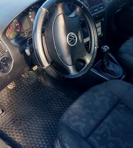 Серый Фольксваген Гольф, объемом двигателя 1.4 л и пробегом 0 тыс. км за 4000 $, фото 8 на Automoto.ua