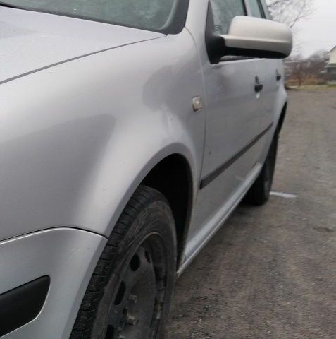 Сірий Фольксваген Гольф, об'ємом двигуна 1.4 л та пробігом 300 тис. км за 3500 $, фото 1 на Automoto.ua