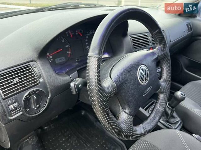 Серый Фольксваген Гольф, объемом двигателя 1.6 л и пробегом 309 тыс. км за 3499 $, фото 23 на Automoto.ua