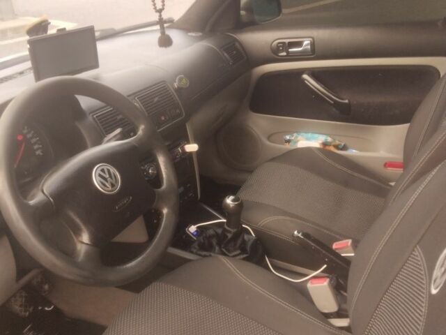 Серый Фольксваген Гольф, объемом двигателя 1.9 л и пробегом 320 тыс. км за 3700 $, фото 6 на Automoto.ua