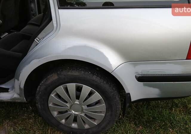 Сірий Фольксваген Гольф, об'ємом двигуна 1.9 л та пробігом 386 тис. км за 3400 $, фото 2 на Automoto.ua