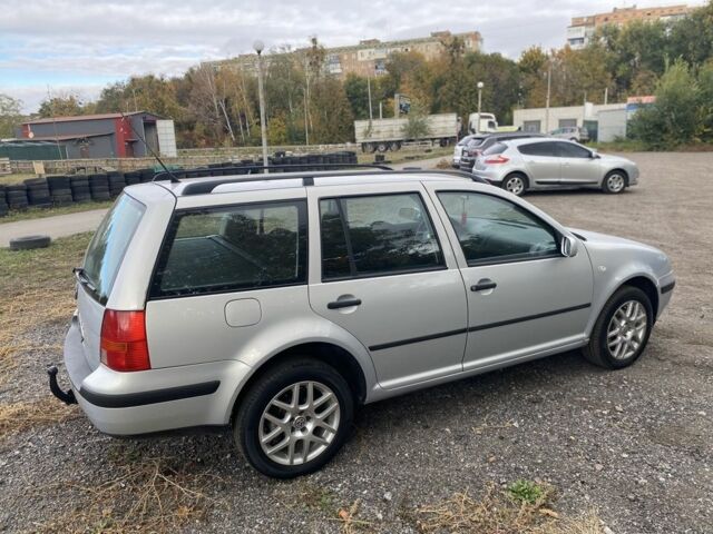 Фольксваген Гольф 2000 в Полтаве на Automoto.ua Серый Фольксваген Гольф, объемом двигателя 1.6 л и пробегом 290 тыс. км за 3600 $, фото 5 на Automoto.ua