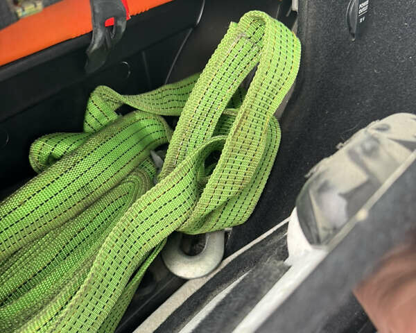 Сірий Фольксваген Гольф, об'ємом двигуна 2 л та пробігом 265 тис. км за 4400 $, фото 19 на Automoto.ua