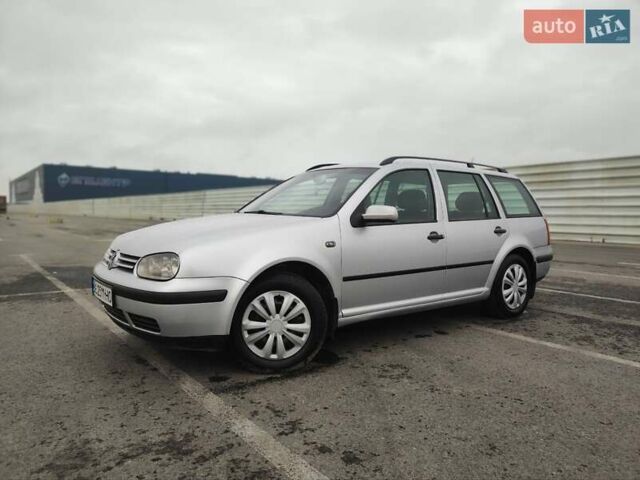 Серый Фольксваген Гольф, объемом двигателя 1.39 л и пробегом 308 тыс. км за 3200 $, фото 6 на Automoto.ua
