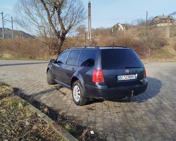 Серый Фольксваген Гольф, объемом двигателя 1.6 л и пробегом 300 тыс. км за 2999 $, фото 9 на Automoto.ua