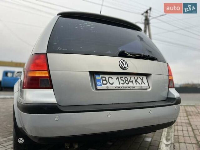 Серый Фольксваген Гольф, объемом двигателя 1.6 л и пробегом 309 тыс. км за 3499 $, фото 11 на Automoto.ua