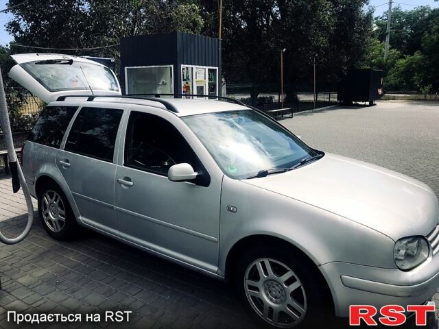 Сірий Фольксваген Гольф, об'ємом двигуна 2 л та пробігом 328 тис. км за 4800 $, фото 4 на Automoto.ua