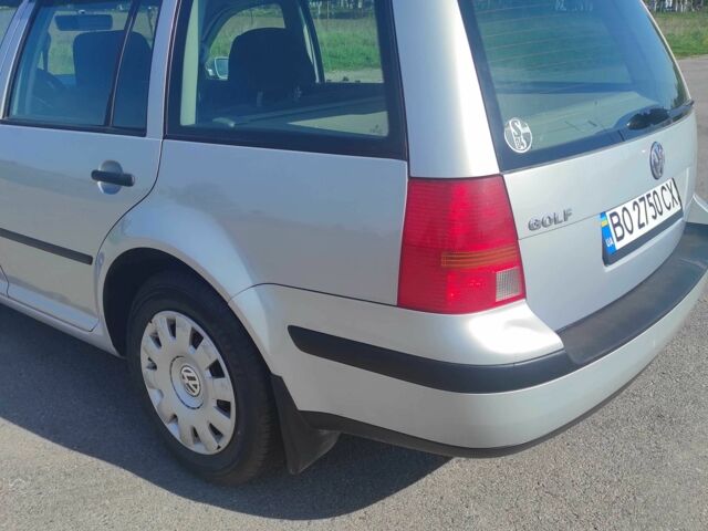 Серый Фольксваген Гольф, объемом двигателя 1.6 л и пробегом 172 тыс. км за 4304 $, фото 4 на Automoto.ua