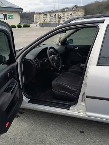 Серый Фольксваген Гольф, объемом двигателя 1.9 л и пробегом 415 тыс. км за 3600 $, фото 10 на Automoto.ua