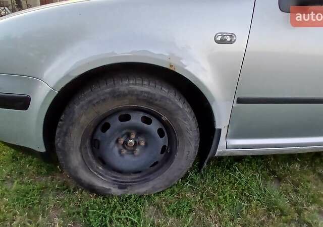 Сірий Фольксваген Гольф, об'ємом двигуна 1.9 л та пробігом 386 тис. км за 3400 $, фото 19 на Automoto.ua