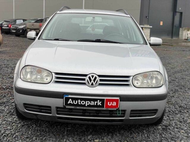 Серый Фольксваген Гольф, объемом двигателя 1.6 л и пробегом 267 тыс. км за 3890 $, фото 1 на Automoto.ua