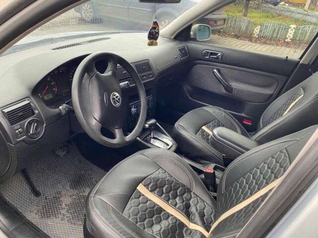 Серый Фольксваген Гольф, объемом двигателя 1.6 л и пробегом 190 тыс. км за 4600 $, фото 7 на Automoto.ua