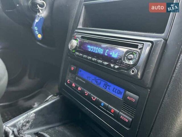 Серый Фольксваген Гольф, объемом двигателя 1.6 л и пробегом 309 тыс. км за 3499 $, фото 20 на Automoto.ua