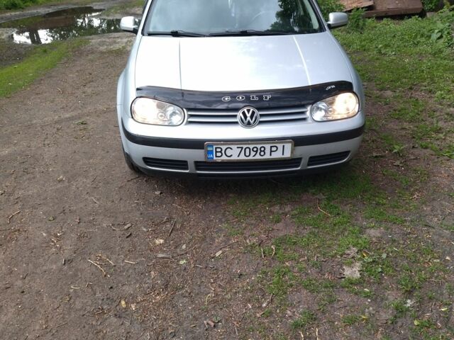 Сірий Фольксваген Гольф, об'ємом двигуна 1.4 л та пробігом 330 тис. км за 3500 $, фото 1 на Automoto.ua