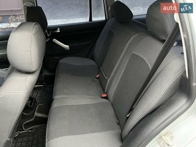 Сірий Фольксваген Гольф, об'ємом двигуна 1.6 л та пробігом 309 тис. км за 3450 $, фото 22 на Automoto.ua