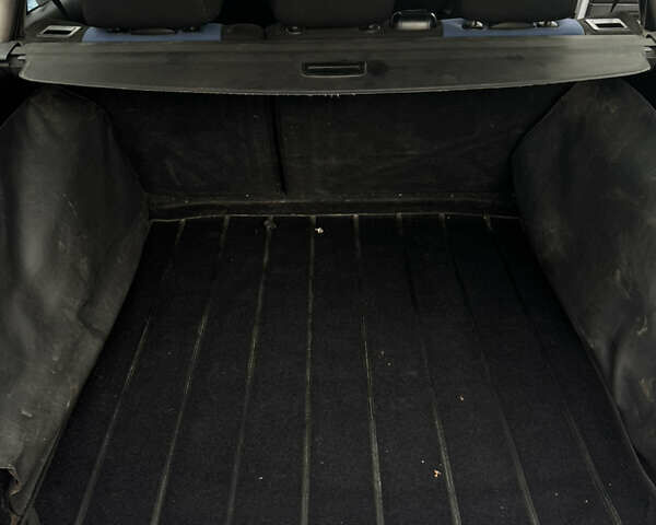 Сірий Фольксваген Гольф, об'ємом двигуна 2 л та пробігом 265 тис. км за 4400 $, фото 18 на Automoto.ua