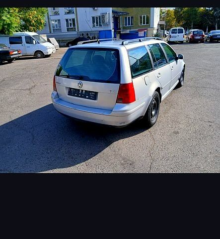 Серый Фольксваген Гольф, объемом двигателя 1.9 л и пробегом 350 тыс. км за 1200 $, фото 2 на Automoto.ua