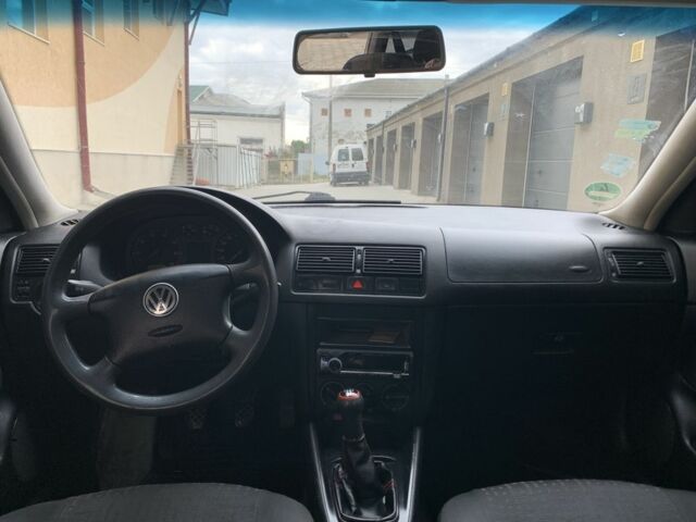 Серый Фольксваген Гольф, объемом двигателя 1.4 л и пробегом 330 тыс. км за 3350 $, фото 6 на Automoto.ua