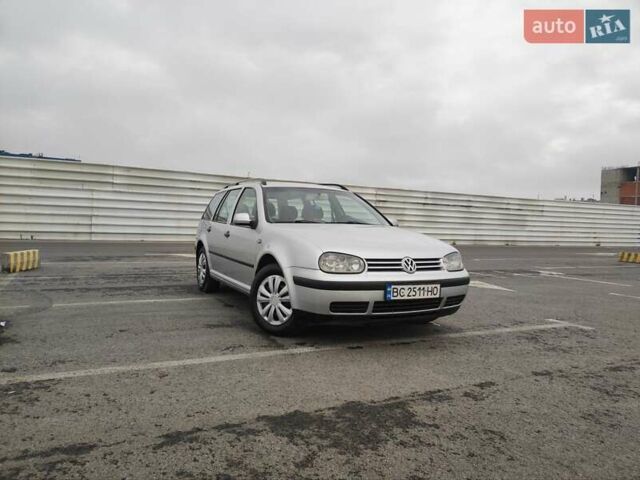 Серый Фольксваген Гольф, объемом двигателя 1.39 л и пробегом 308 тыс. км за 3200 $, фото 14 на Automoto.ua