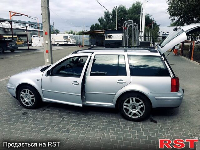 Сірий Фольксваген Гольф, об'ємом двигуна 2 л та пробігом 328 тис. км за 4800 $, фото 1 на Automoto.ua