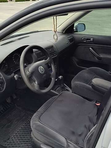 Серый Фольксваген Гольф, объемом двигателя 1.9 л и пробегом 415 тыс. км за 3600 $, фото 9 на Automoto.ua