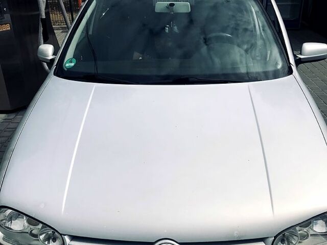 Сірий Фольксваген Гольф, об'ємом двигуна 2 л та пробігом 328 тис. км за 4800 $, фото 5 на Automoto.ua