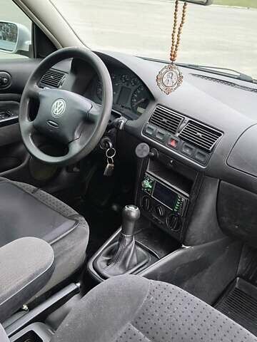 Серый Фольксваген Гольф, объемом двигателя 1.9 л и пробегом 415 тыс. км за 3600 $, фото 12 на Automoto.ua