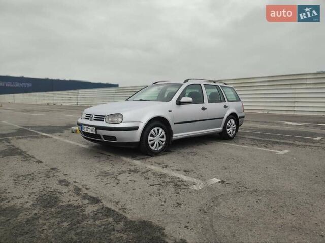 Серый Фольксваген Гольф, объемом двигателя 1.39 л и пробегом 308 тыс. км за 3200 $, фото 1 на Automoto.ua