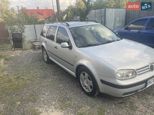 Серый Фольксваген Гольф, объемом двигателя 1.39 л и пробегом 405 тыс. км за 3800 $, фото 2 на Automoto.ua