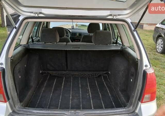 Сірий Фольксваген Гольф, об'ємом двигуна 1.9 л та пробігом 386 тис. км за 3400 $, фото 16 на Automoto.ua