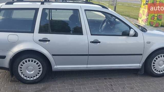 Сірий Фольксваген Гольф, об'ємом двигуна 1.39 л та пробігом 250 тис. км за 3300 $, фото 3 на Automoto.ua