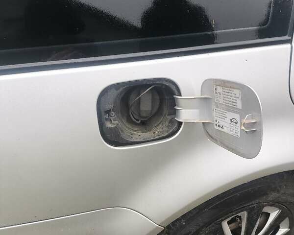 Серый Фольксваген Гольф, объемом двигателя 1.6 л и пробегом 259 тыс. км за 2800 $, фото 10 на Automoto.ua