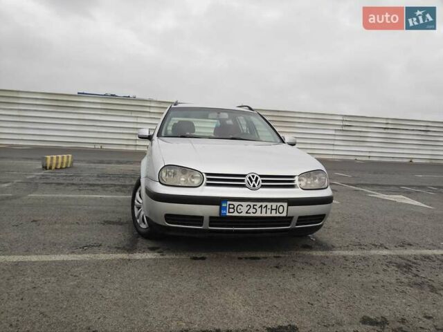 Серый Фольксваген Гольф, объемом двигателя 1.39 л и пробегом 308 тыс. км за 3200 $, фото 11 на Automoto.ua