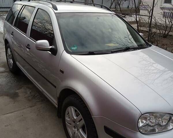 Серый Фольксваген Гольф, объемом двигателя 1.6 л и пробегом 251 тыс. км за 3899 $, фото 4 на Automoto.ua