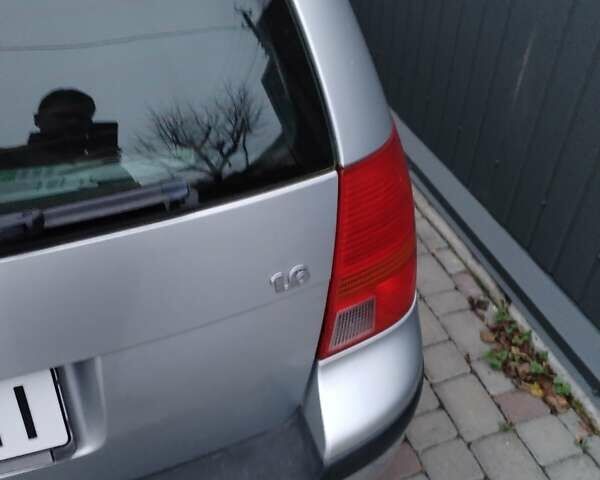 Серый Фольксваген Гольф, объемом двигателя 1.6 л и пробегом 260 тыс. км за 3950 $, фото 15 на Automoto.ua