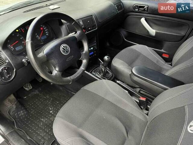 Сірий Фольксваген Гольф, об'ємом двигуна 1.6 л та пробігом 309 тис. км за 3450 $, фото 19 на Automoto.ua
