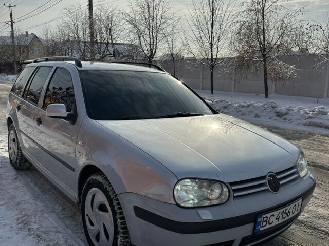 Серый Фольксваген Гольф, объемом двигателя 2 л и пробегом 299 тыс. км за 4000 $, фото 3 на Automoto.ua