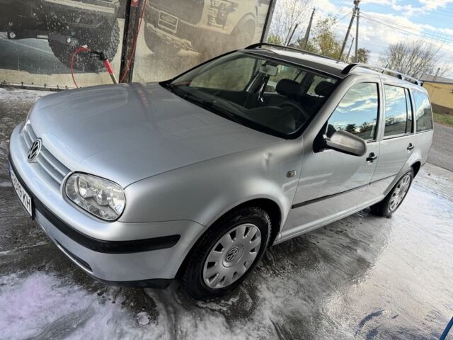 Сірий Фольксваген Гольф, об'ємом двигуна 1.4 л та пробігом 272 тис. км за 3650 $, фото 1 на Automoto.ua